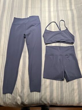 Vuori Set - Leggings, Sports Bra, High-Waist Shorts